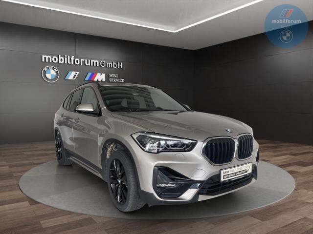 BMW X1 xDrive18d Sport Line AHK HUD Kamera LenkradHZ