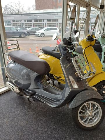 Vespa VES Primavera Touring 50 *Wenig KM*Top Zustand*