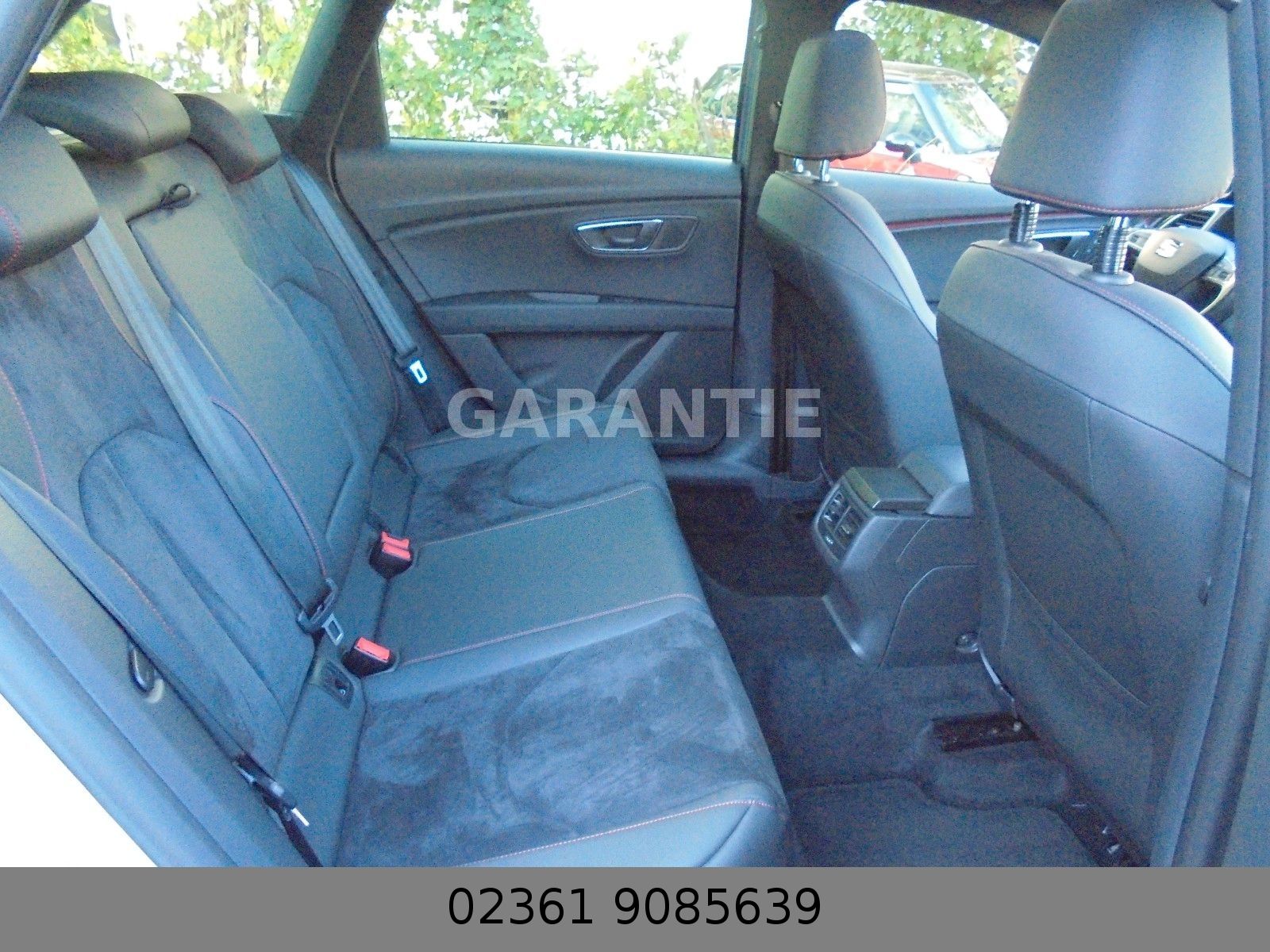 Fahrzeugabbildung SEAT Leon ST FR 2.0 TDI/Automatik/Panorama/Navi/