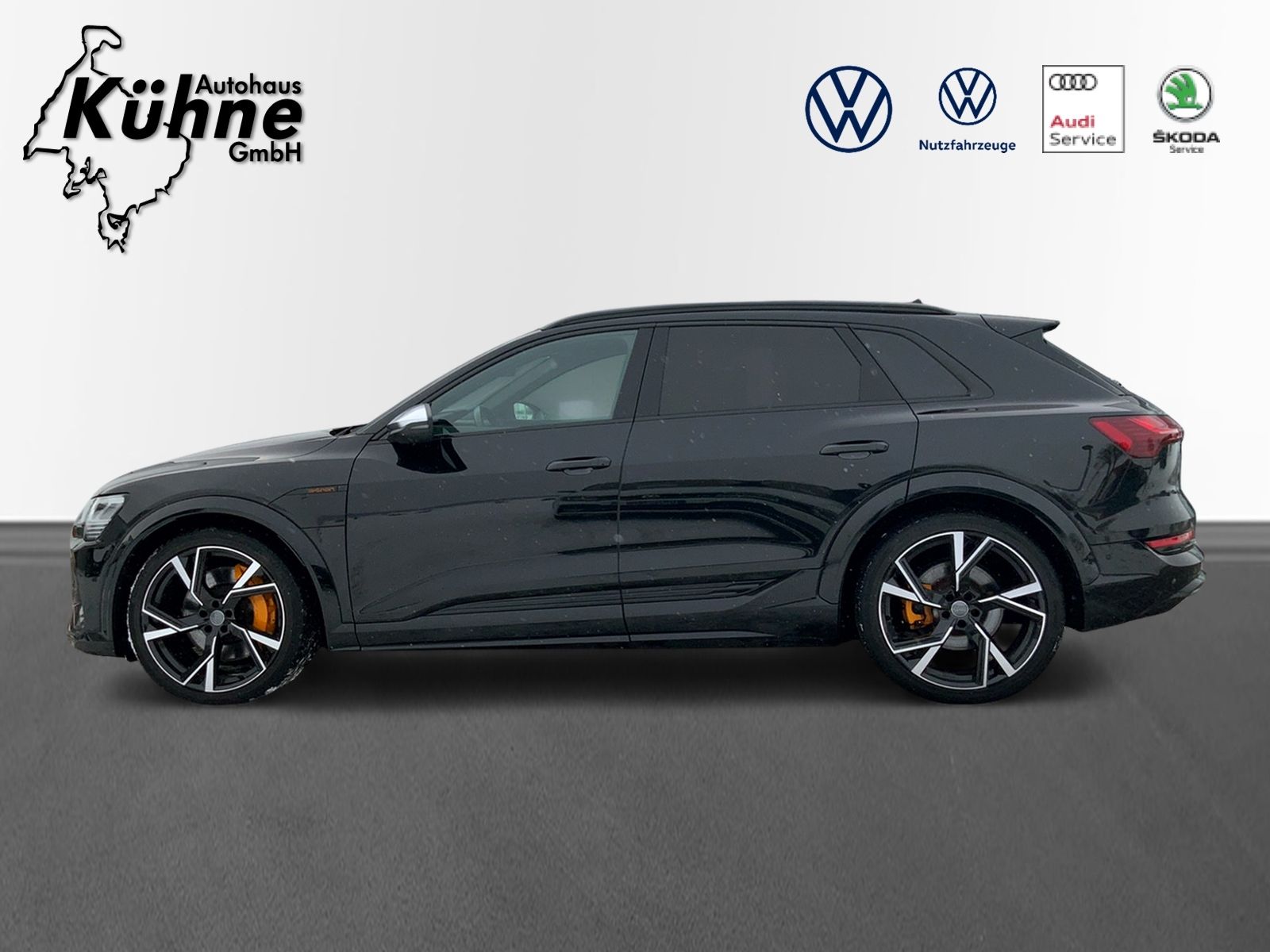 e-tron S quattro AHK,RFK,SHZ,PANO.