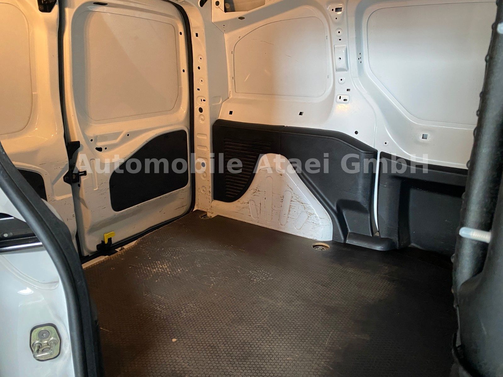 Fahrzeugabbildung Citroën Berlingo Kasten 1,6 HDi TEMPOMAT+KLIMA (8766)