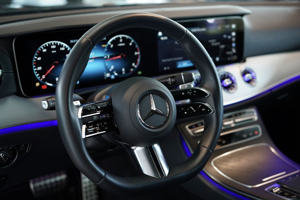 Mercedes Benz E 220