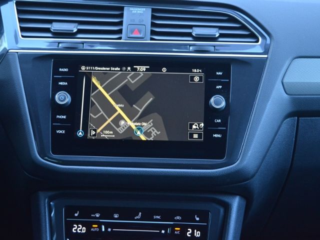 Tiguan Allspace 2.0 TDI DSG LED/NAVI+VZE+RFK/ASS