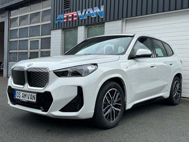 BMW iX1 eDrive20 M Sport Premium Winterkomplettr
