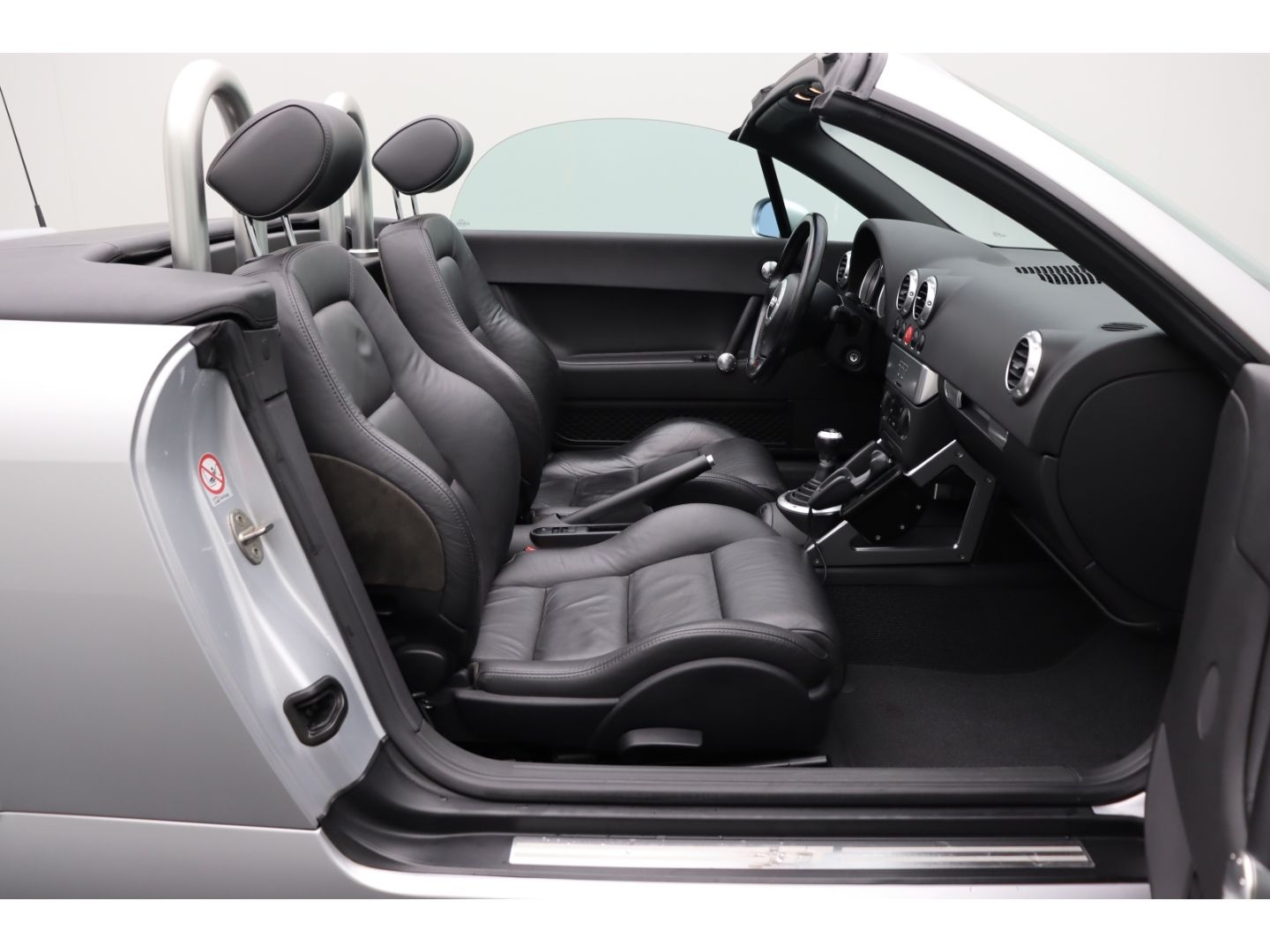 Fahrzeugabbildung Audi TT 1.8T Roadster Leder SHZ Sportsitze