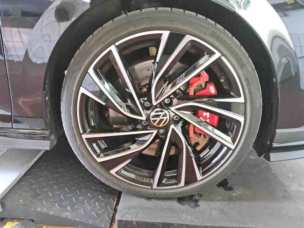 Volkswagen Golf - Bild 7