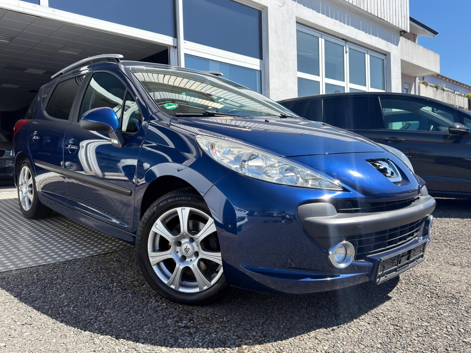 Peugeot 207 SW 1,6 HDi Urban Move Panorama TÜV guter Zus