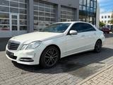 Mercedes-Benz Mercedes Benz E350 4 Matic 12/26 HU/ Kamer... - Mercedes-Benz E 350 aus 2011: 4matic