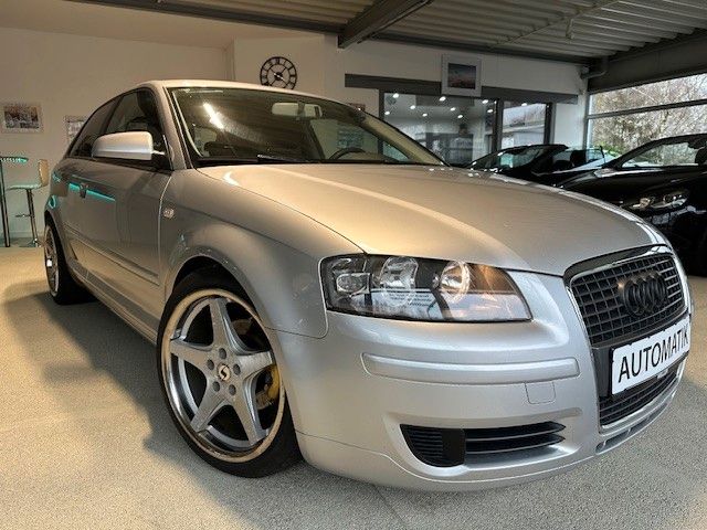 Audi A3 1.6 Attraction Sport/Automatik/Alu 18"/PDC