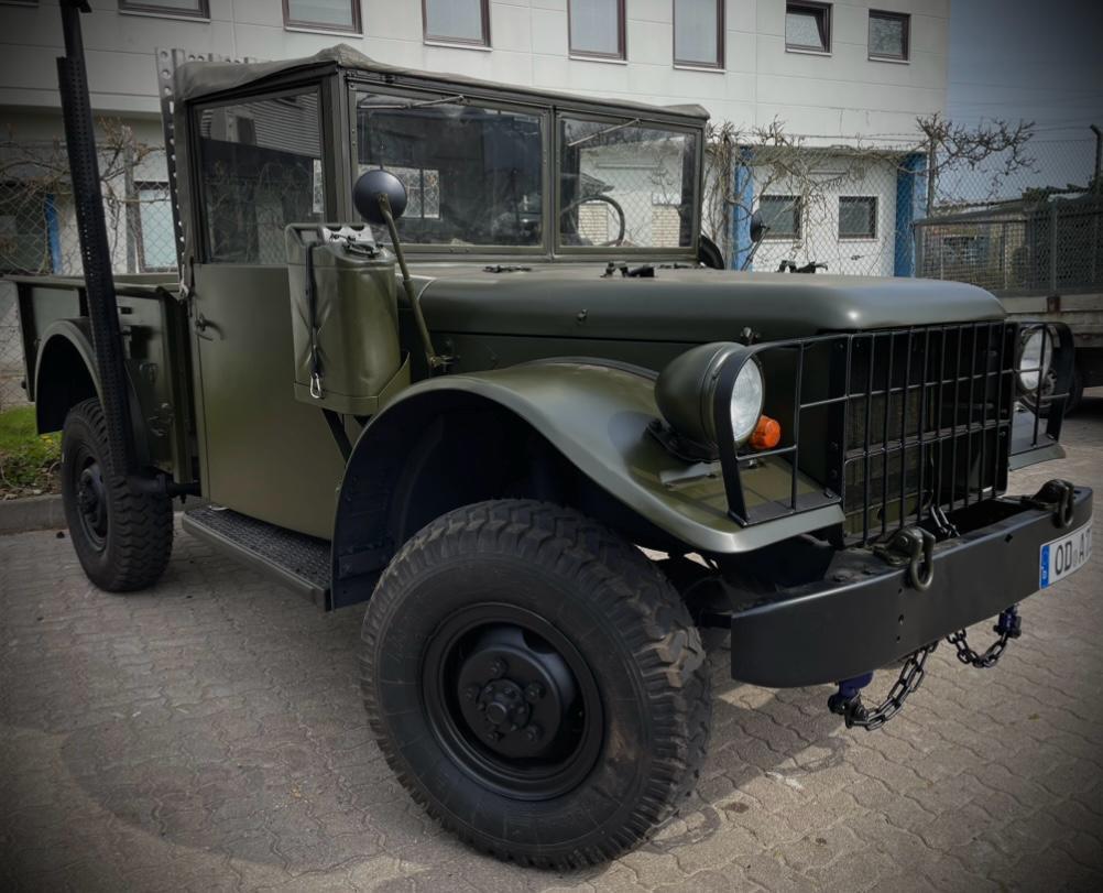 Dodge M37 B1 OLDTEIMER LKW OFFENER KASTEN
