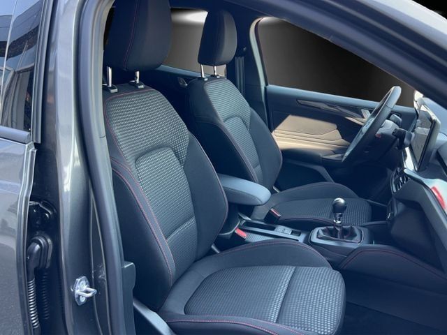 Fahrzeugabbildung Ford Focus Turnier ST-Line X PDC WinterPaket HUD