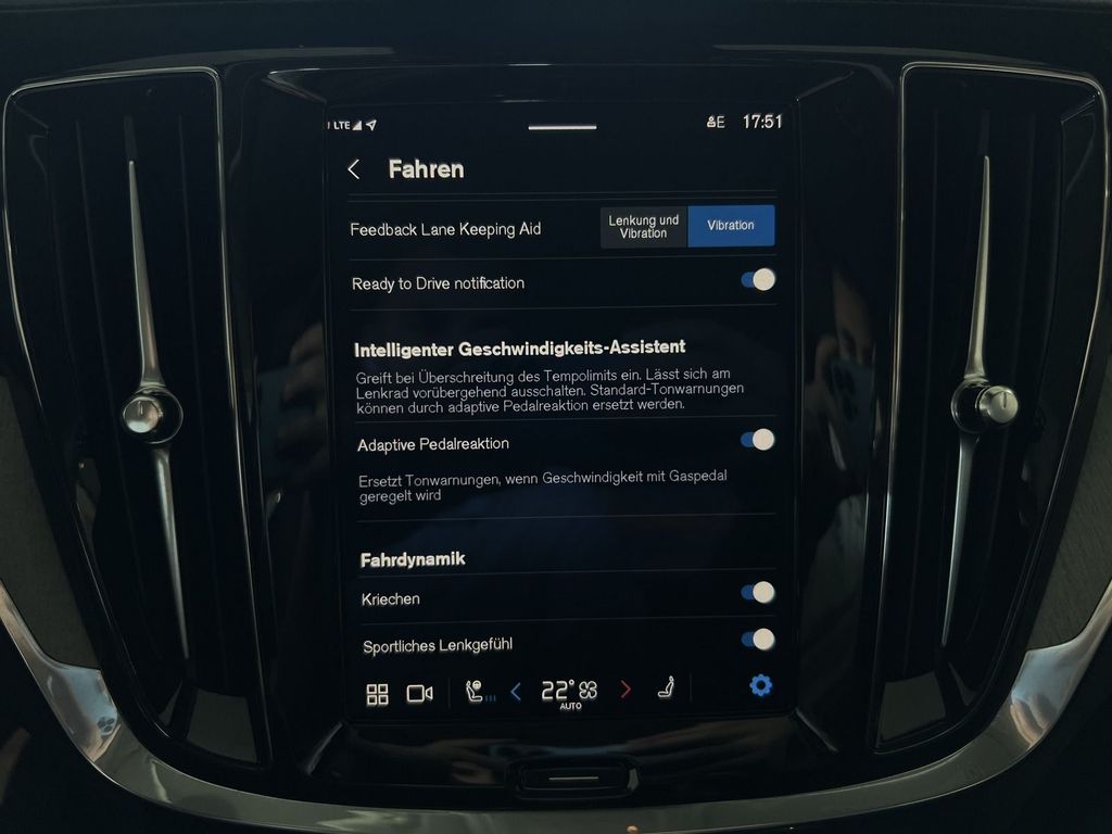 Volvo S60 T8 Ultimate Dark Recharge AWD B&W Massage
