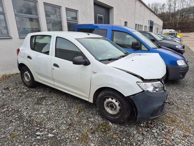 Dacia Sandero 75 Access Unfallwagen - ERST 26 300 KM