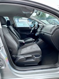 Volkswagen Golf - 11