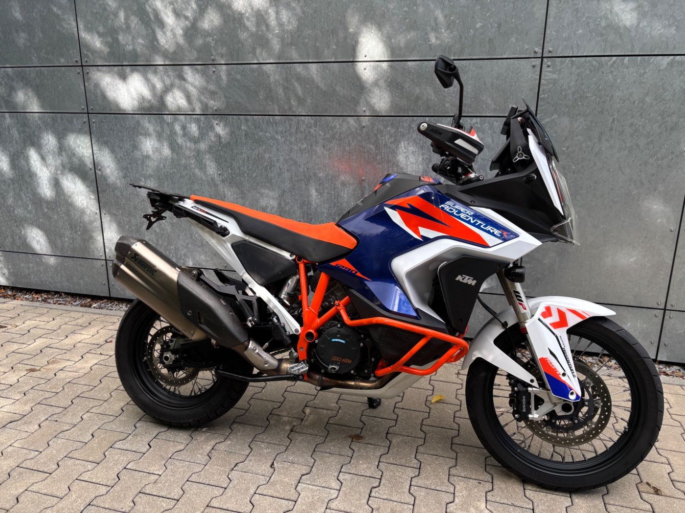 Fahrzeugabbildung KTM 1290 Super Adventure R Techpack, Koffer, Akra, N