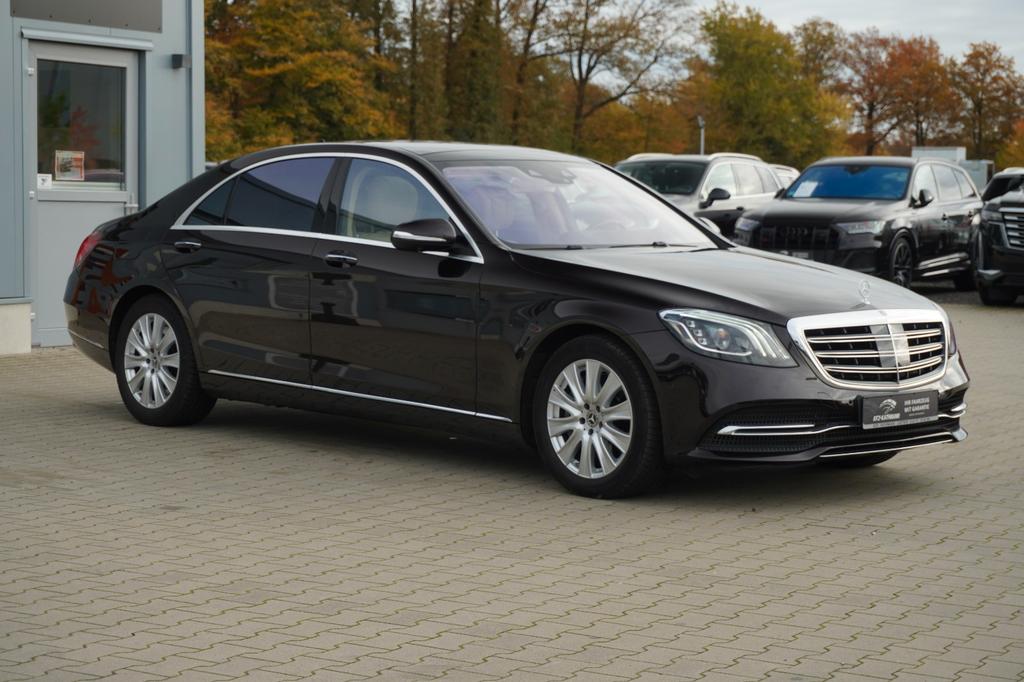 Mercedes-Benz S 560