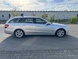 Mercedes-Benz E 220 T-Modell E 220 CDI BlueEfficiency - Mercedes-Benz E 220: Kombi, Cdi