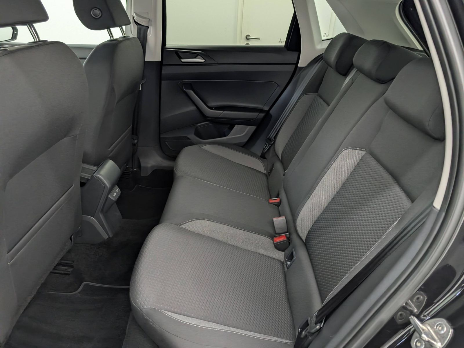 VW Polo 1.0 Life Klimaanlage LED SHZ Allwetter – Bild 9