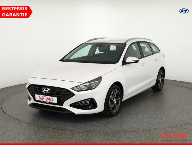 Hyundai i30 Kombi 1.0 T-GDI Kamera Tempomat Spurhalte