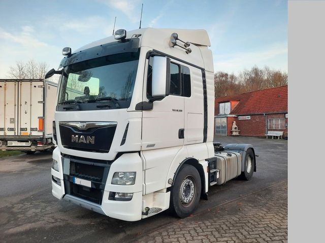 MAN TGX18.520,Retarder,2xDiesel Tanks!