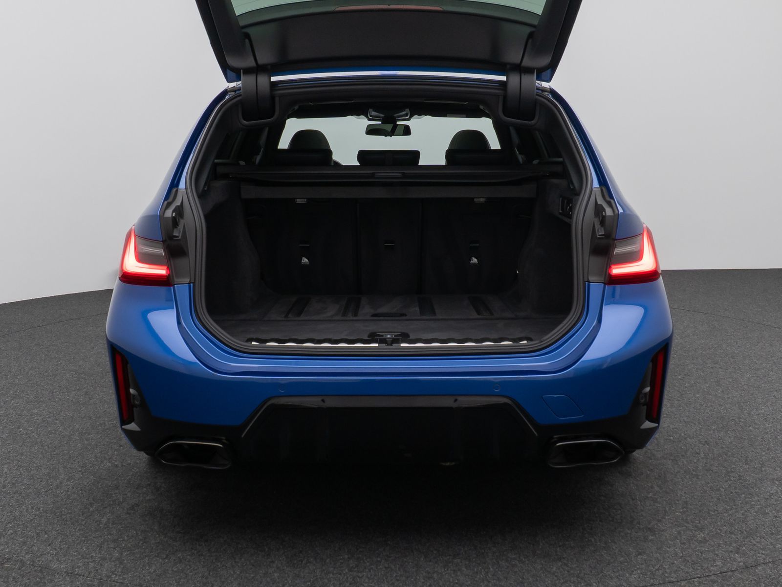 Fahrzeugabbildung BMW M340d xD Panorama 360°HUD DAB H/K Komfort AHK