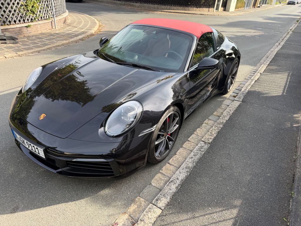 Image of Porsche 992