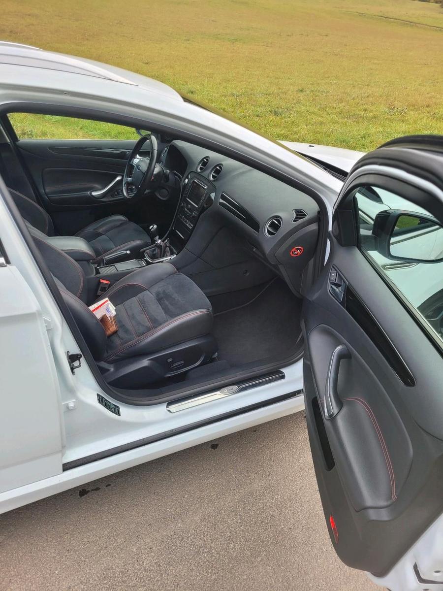 Ford Mondeo 2013 — photo 8
