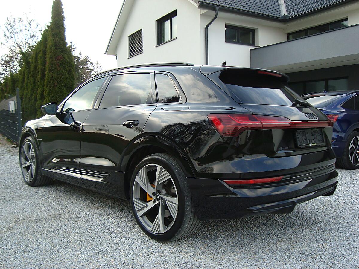 Audi e-tron 55 quattro 95kWh S-line Black Edition ...