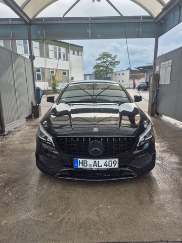 MERCEDES-BENZ CLA 200 Shooting Brake