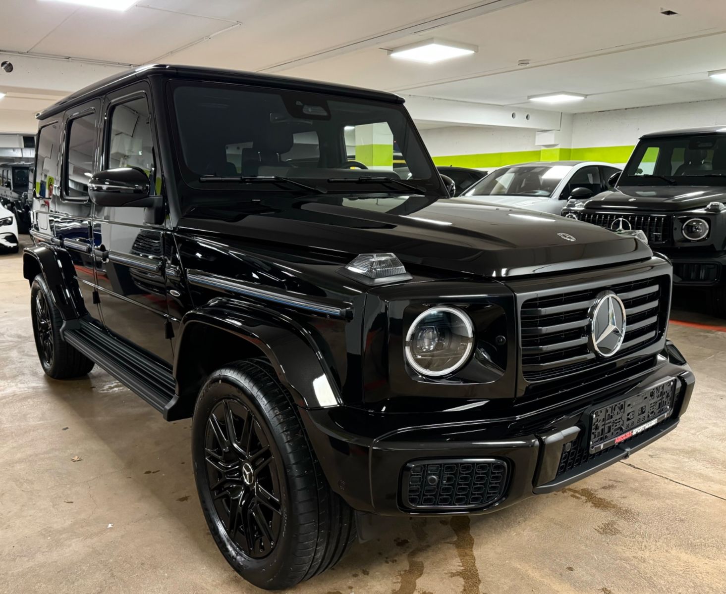 Fahrzeugabbildung Mercedes-Benz G 580 EQ EDITION1 CARBON A22 NIGHTPACK TV25 FULL