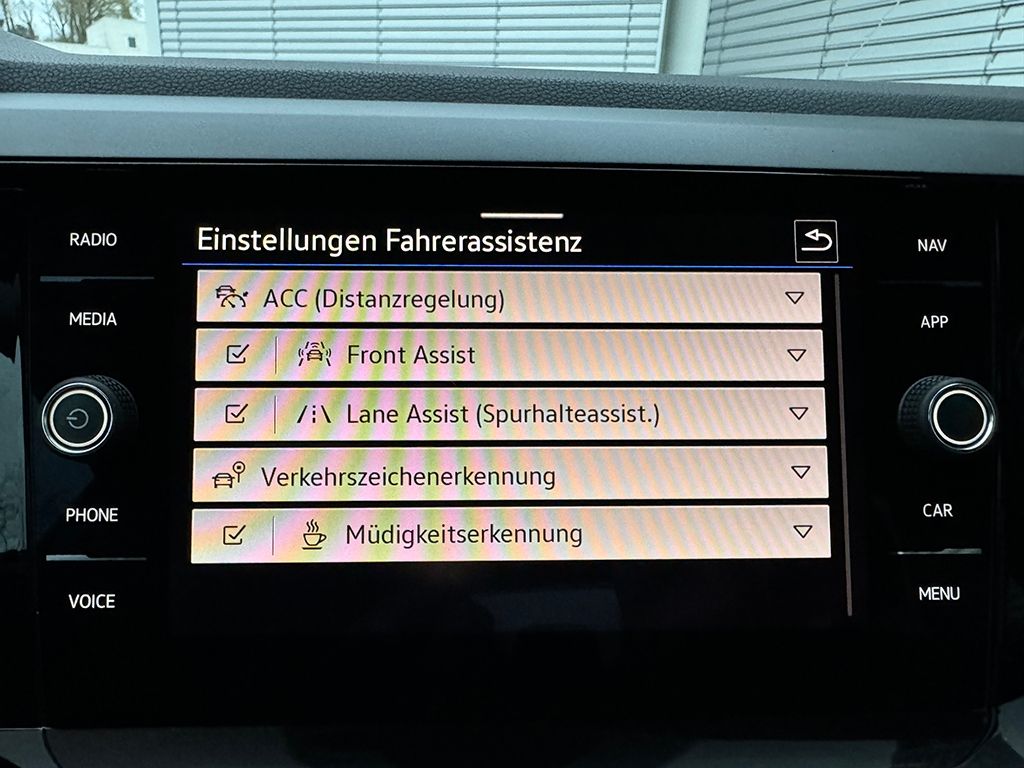 Taigo 1.5 TSI DSG R-LINE *NAVI*LED*IQ.DRIVE*
