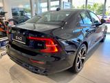 Volvo S60 B4 8-Gang Plus Dark - Volvo S60: Plus Dark