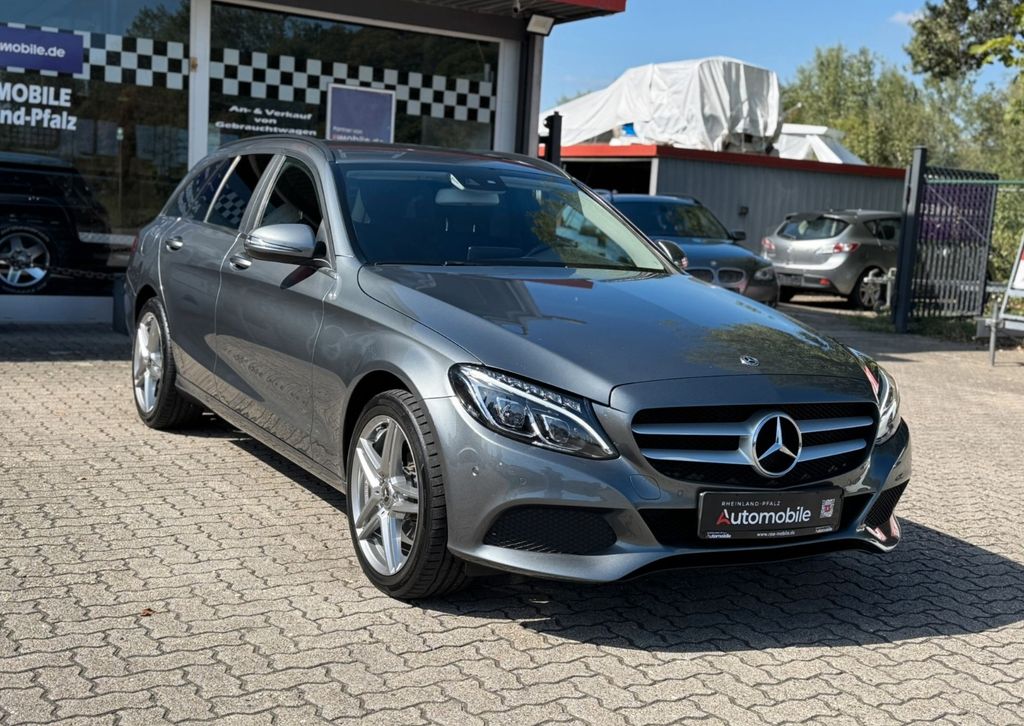 Image of Mercedes-Benz C 200