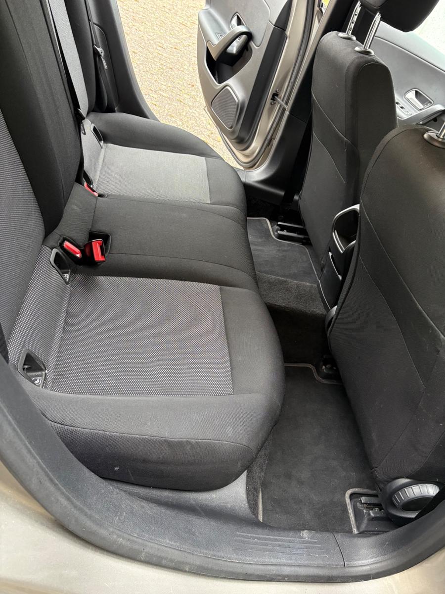Mercedes-Benz 180 DCT Automatik, Garantie, Apple CarPlay, etc, миниатюра 7