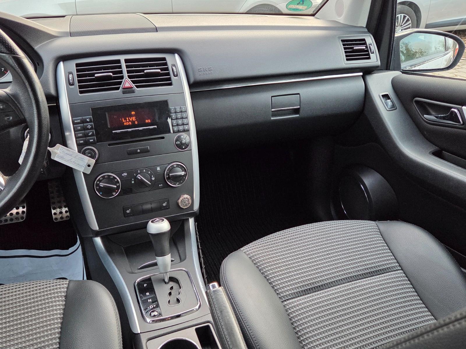Mercedes-Benz B170 2008 — photo 20