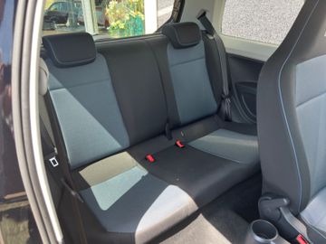 Fahrzeugabbildung SEAT Mii Connect Automatik Navi PDC Sitzheiz. uvm