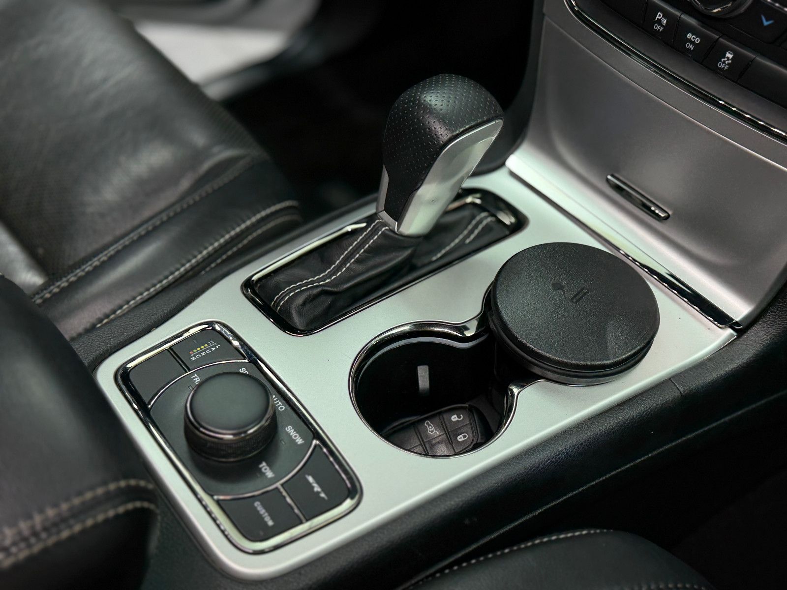 Fahrzeugabbildung Jeep Grand Cherokee 6.4 V8 HEMI SRT|H&K|D-FZG|