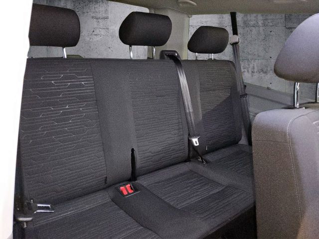T6.1 Caravelle Comfortline 2,0l TDI LR Aut