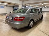 Mercedes-Benz E 300 4MATIC BlueEFFICIENCY ELEGANCE ELEGANCE - gebrauchte Mercedes-Benz E 300 aus dem Jahr 2012