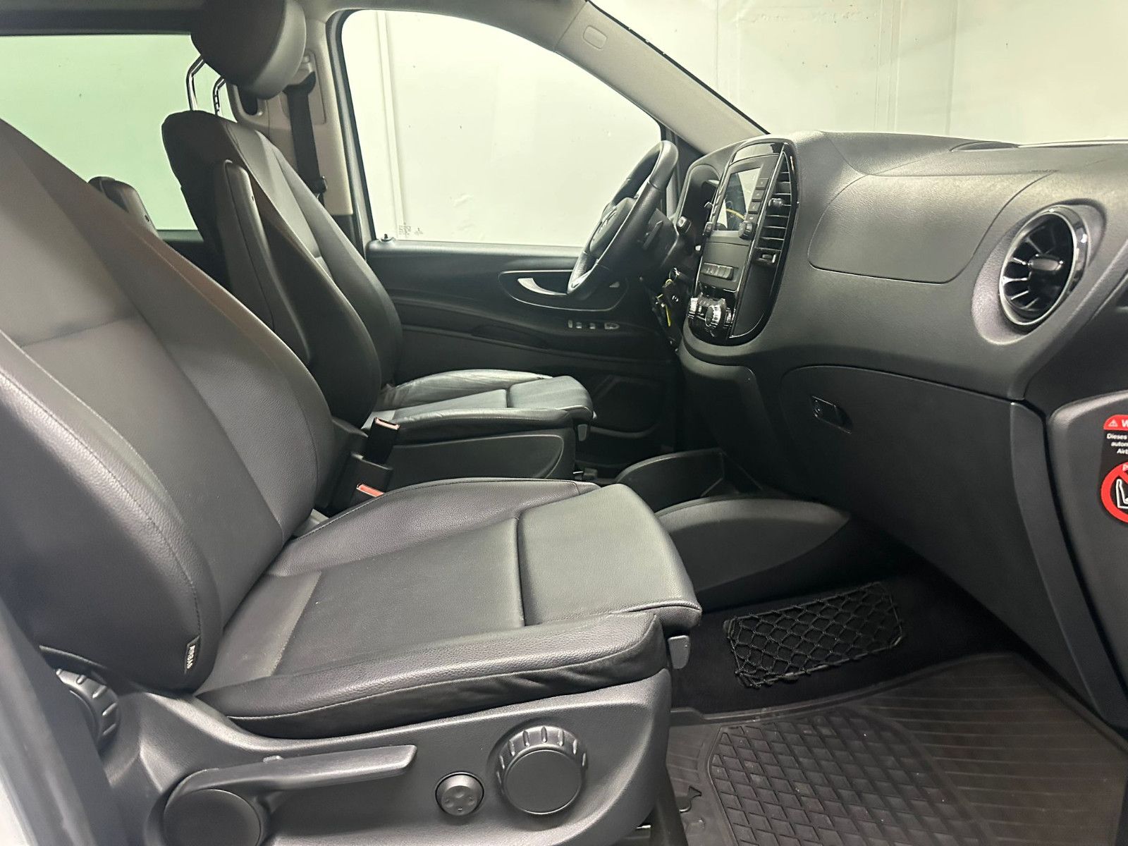 Fahrzeugabbildung Mercedes-Benz Vito 119CDI Tourer Lang EDITION*DISTRO*AHK*LED*