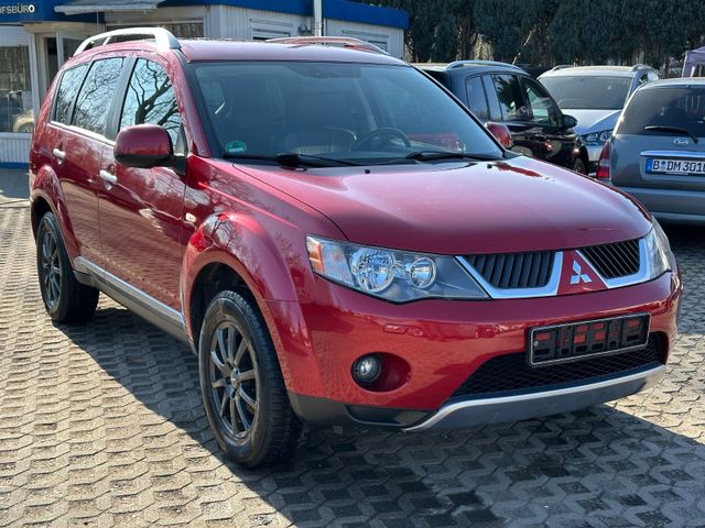 Mitsubishi Outlander 2.4 Automatik 7 Sitz