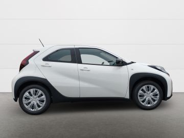 Toyota Aygo (X) - 10