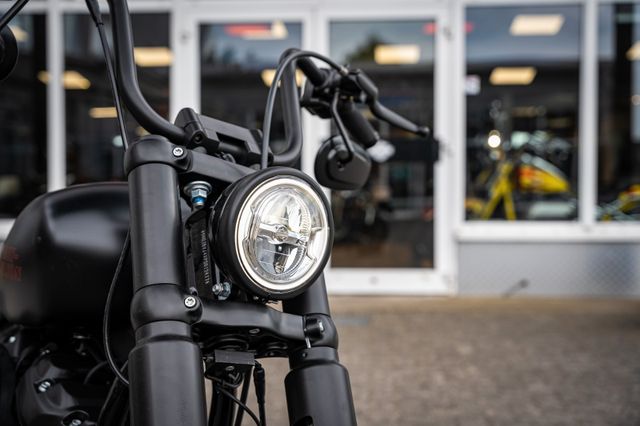 Fahrzeugabbildung Harley-Davidson SOFTAIL STANDARD FXST MY23  - HD KIEL UMBAU -