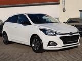 Hyundai i20 1.0 T-GDI 74kW DCT Advantage - Hyundai i20: Advantage