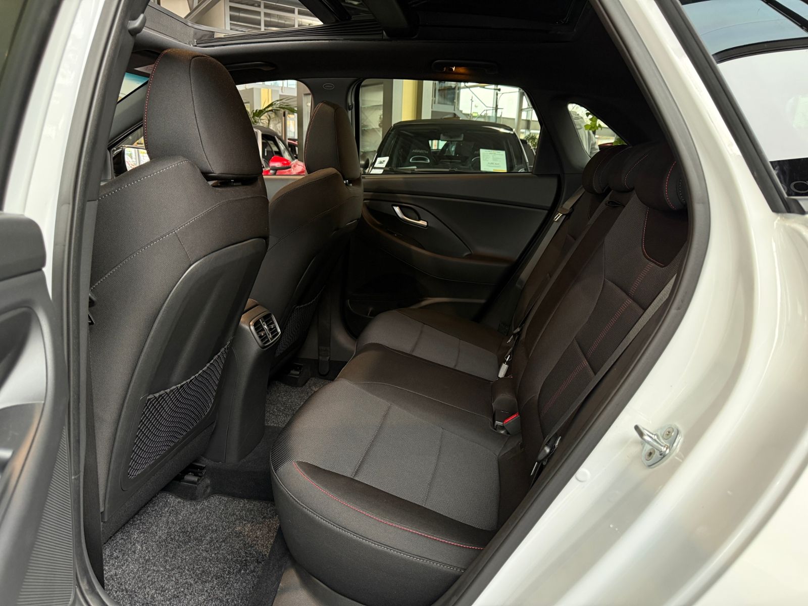 Fahrzeugabbildung Hyundai i30 N Line Mild-Hybrid PANO LED NAVI