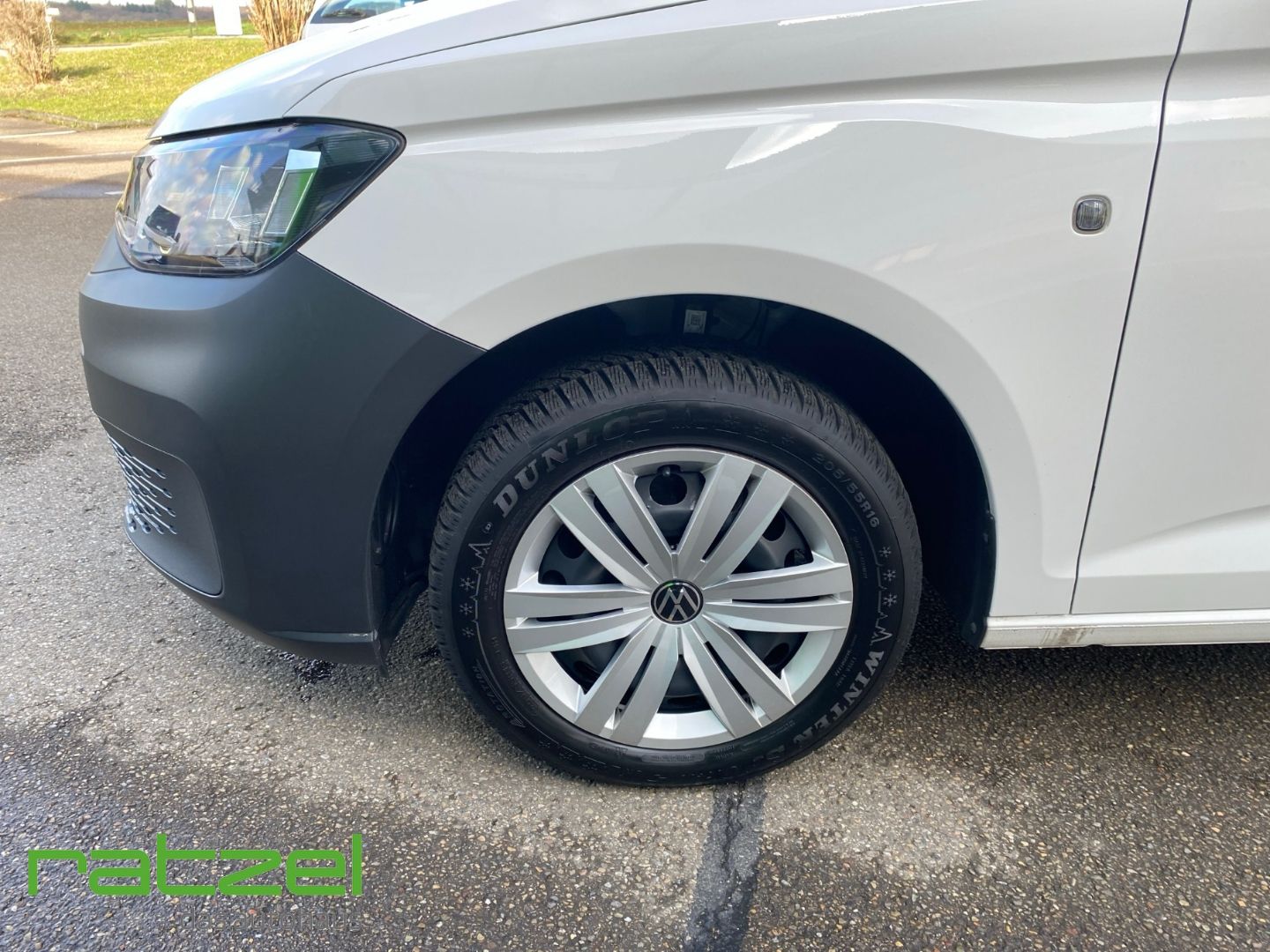 Fahrzeugabbildung Volkswagen Caddy Maxi Cargo LR 2.0 TDI DAB SHZ Temp PDC