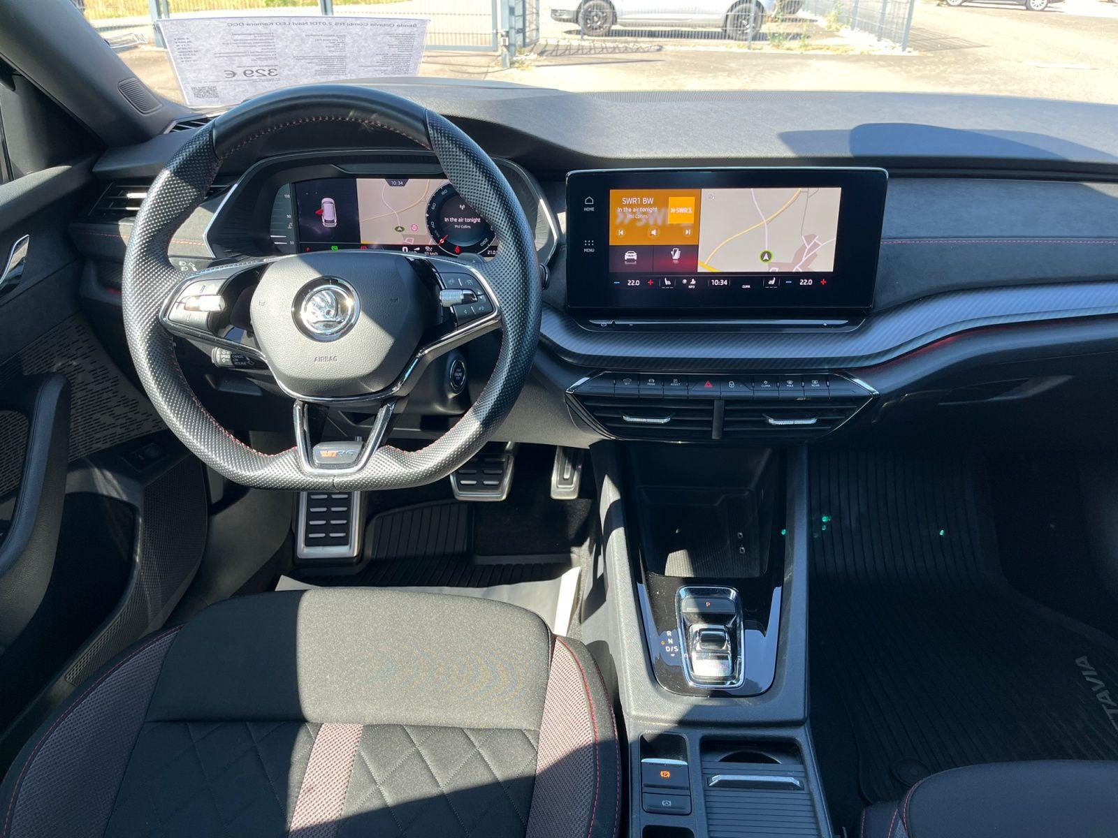 Skoda Octavia Combi RS 2,0TDI Navi LED Kamera DCC