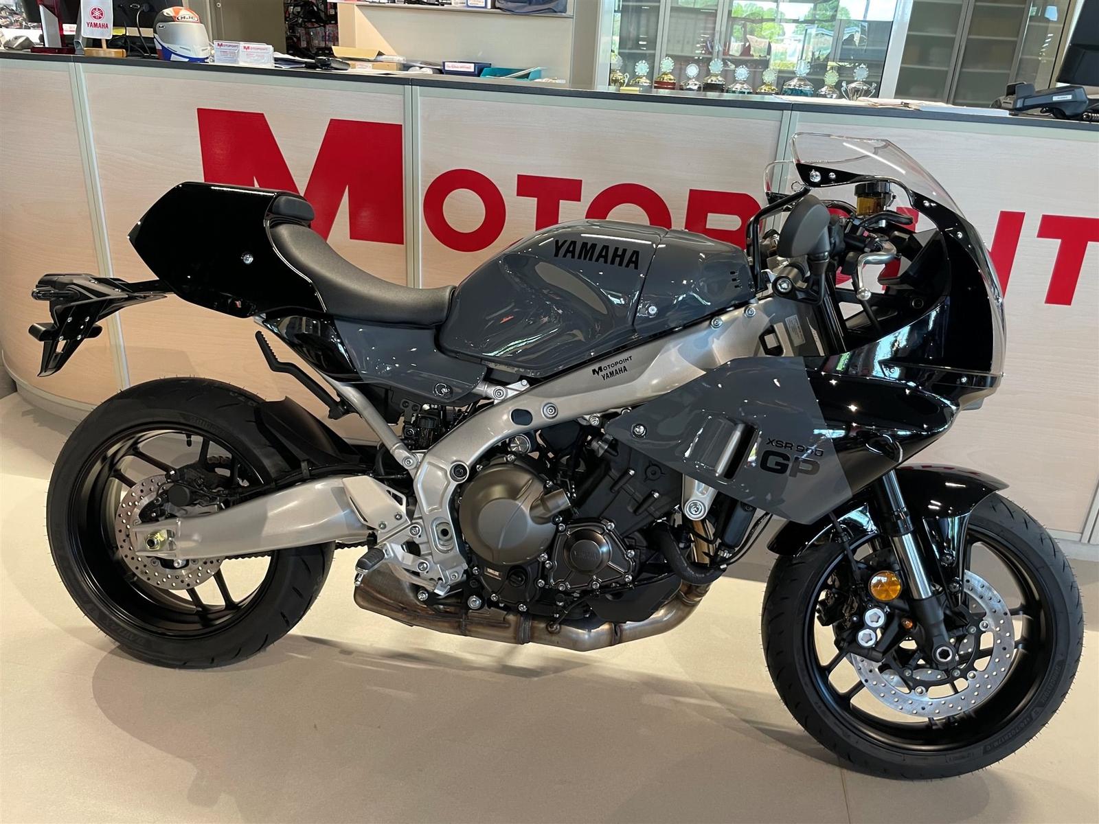 Yamaha XSR900 GP Tageszulassung