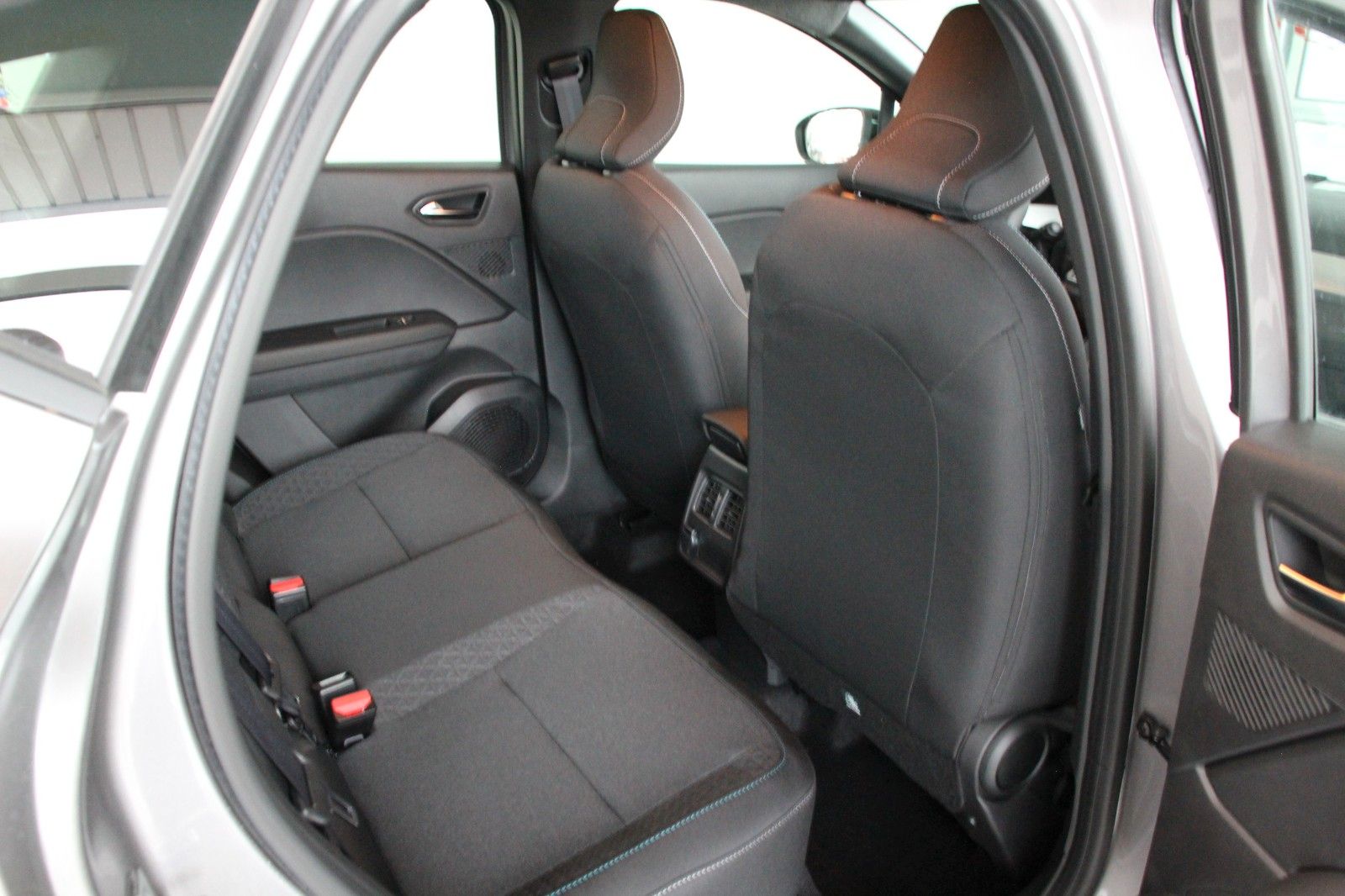 Fahrzeugabbildung Mitsubishi ASX Basis