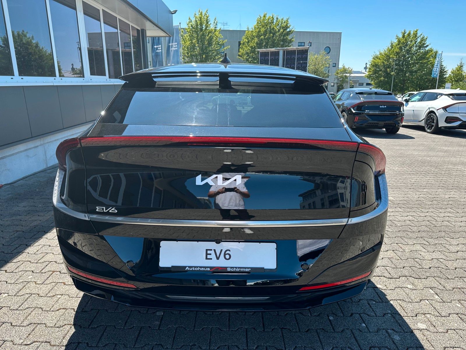 Fahrzeugabbildung Kia EV6 FL EARTH 84 RWD WP CO AS SD DR